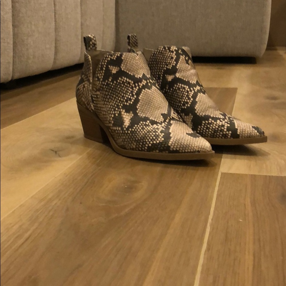 Snake Print 🐍 Booties